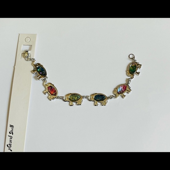👋 3/$15 FASHION JEWELRY Elephant Bracelet NWT - Picture 2 of 5